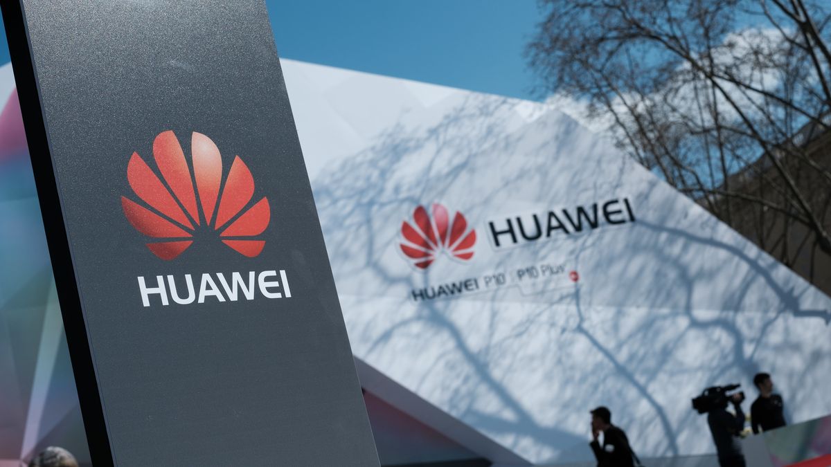 Huawei loni zvýšil tržby i zisk, ukázal nový telefon pro 5G